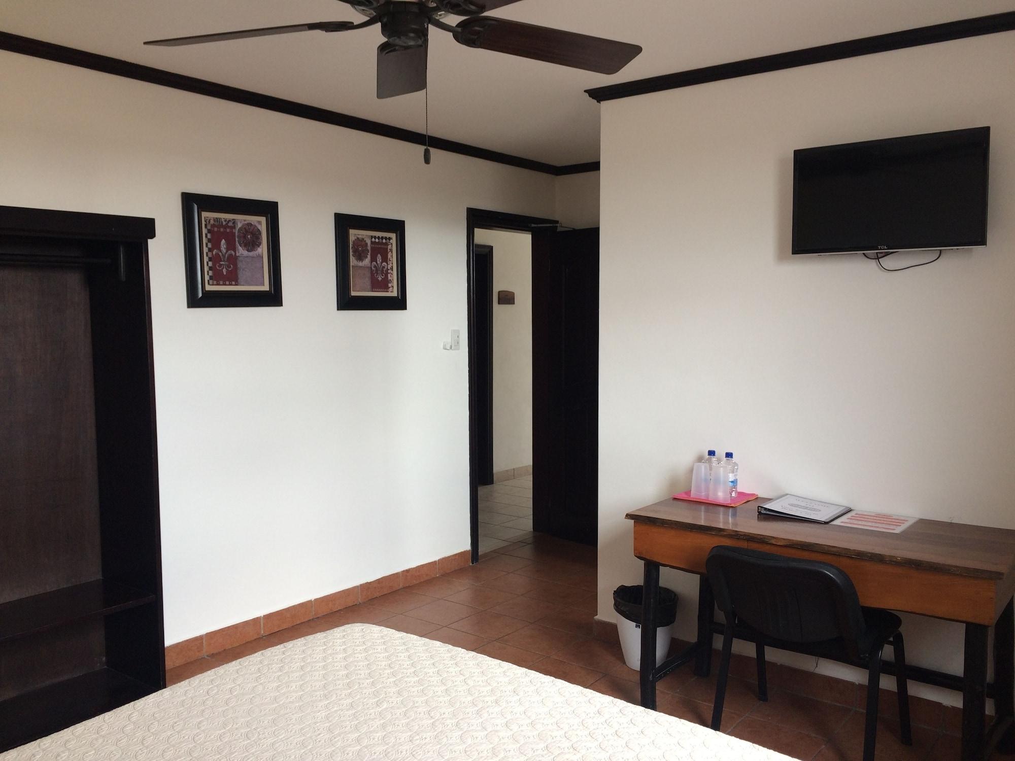 Easy Inn Hotel Cidade de Belize Exterior foto
