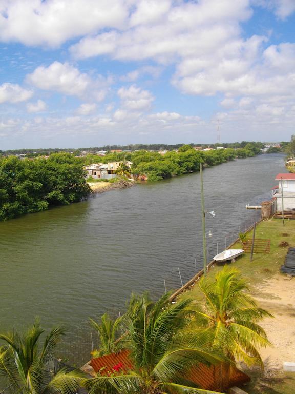 Easy Inn Hotel Cidade de Belize Exterior foto