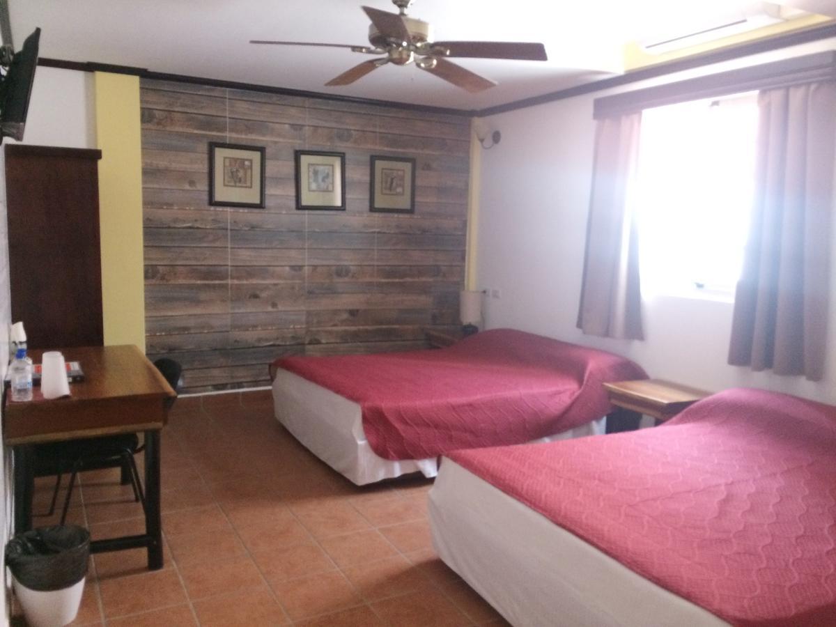 Easy Inn Hotel Cidade de Belize Exterior foto