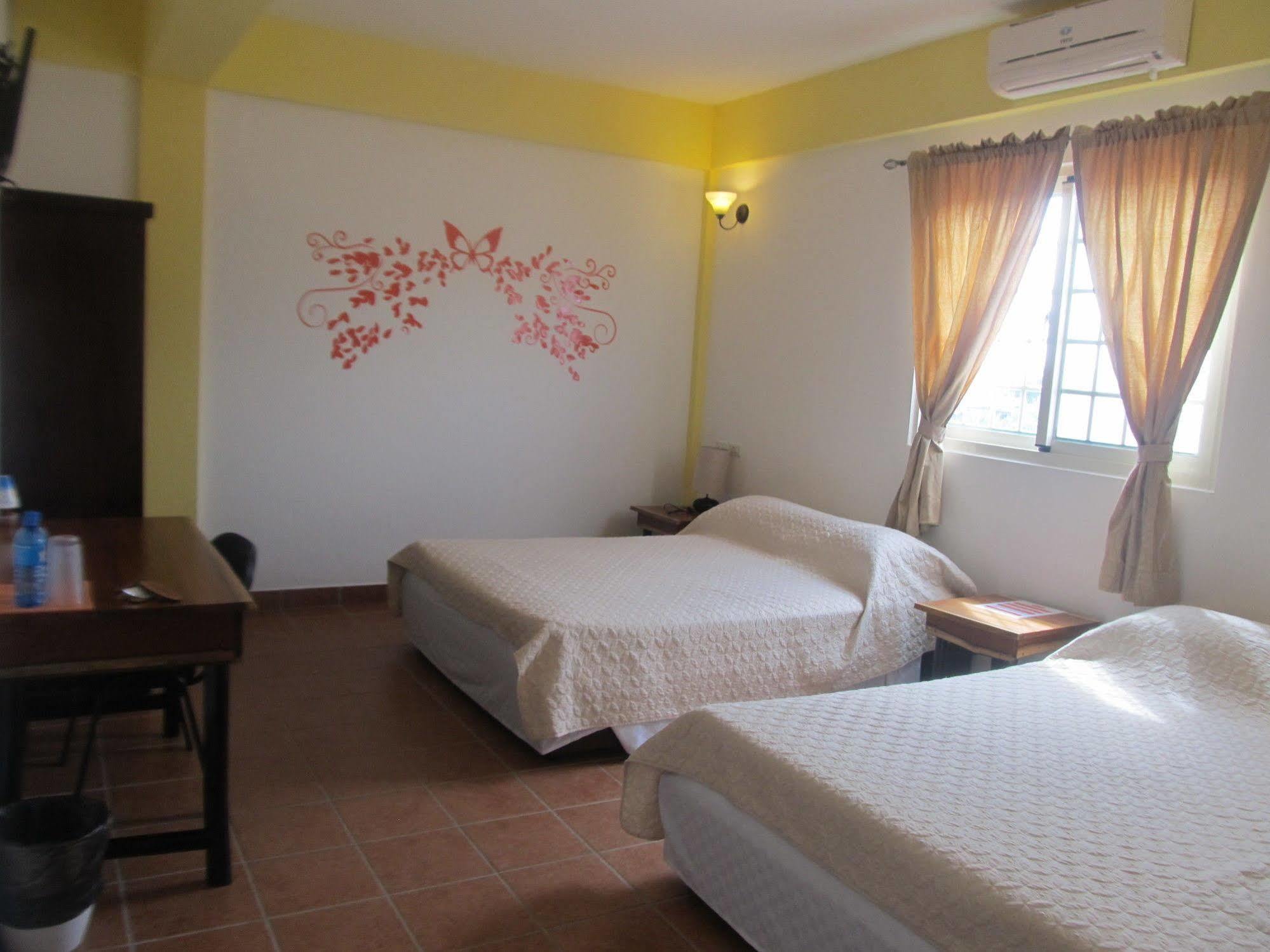 Easy Inn Hotel Cidade de Belize Exterior foto